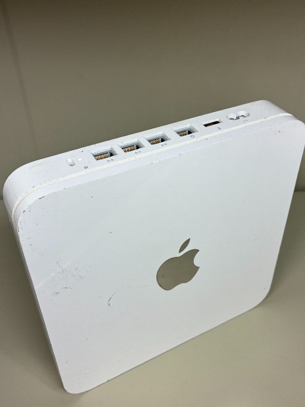 Apple Time Capsule Wi-Fi Hard Drive Wireless Backup (A1355) untested no cord